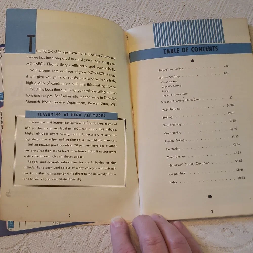 Vintage 1960s Monarch Electric Range Instruction Book w / Recipes
